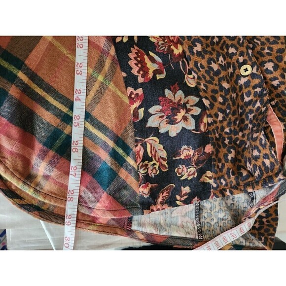 Soft Surroundings Icon Print Mix Tunic Shirt Black Thrush Sz M NWT *Flawed* - Picture 12 of 14